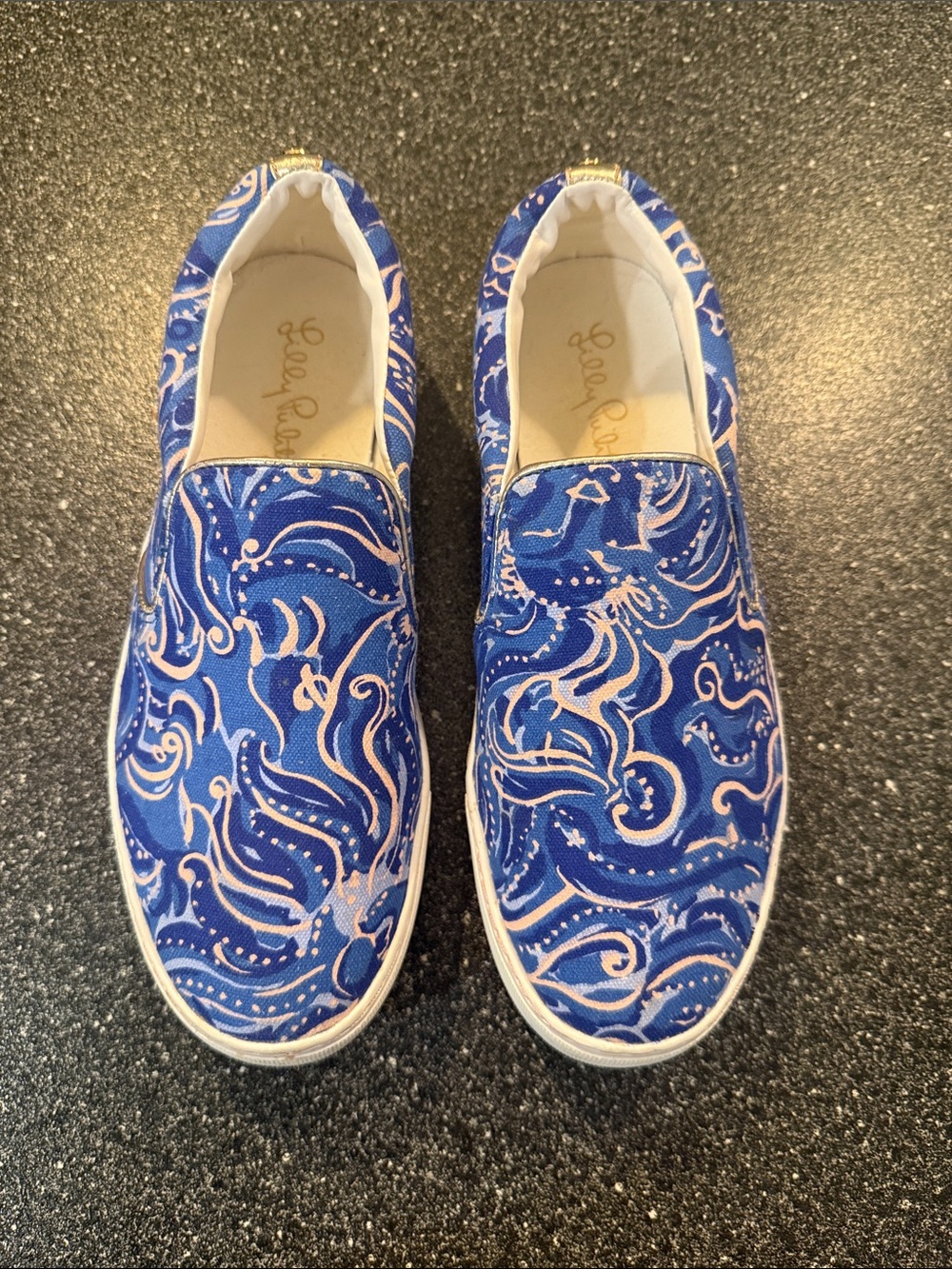 Women’s Lilly Pulitzer Blue and Pink Slip-On Flats - size 8 summer preppy beach